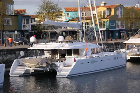 Lagoon 560 catamaran at the Bateaux Passion show in La Rochelle