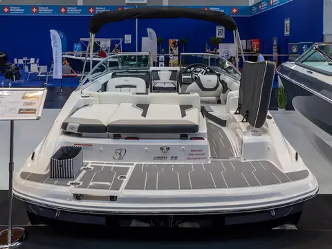 Regal 2000 ES bowrider seen from the stern at a boat show