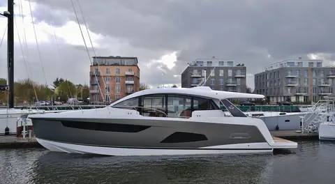 Sealine C530 motor yacht moored in a German marina, shown for reference