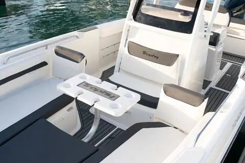 Bayliner Trophy T24CC bow seating area with removable table and console front seat