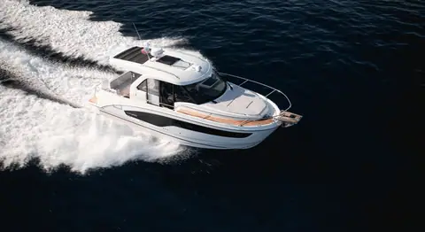 Beneteau Antares 9
