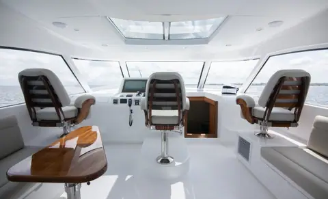 Helm deck of the Bertram 50S with three helm chairs