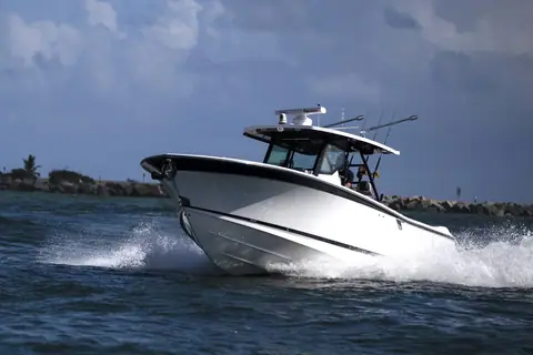 Blackfin 332 CC