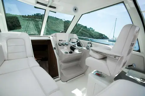 Enclosed helm deck of the Boston Whaler 285 Conquest