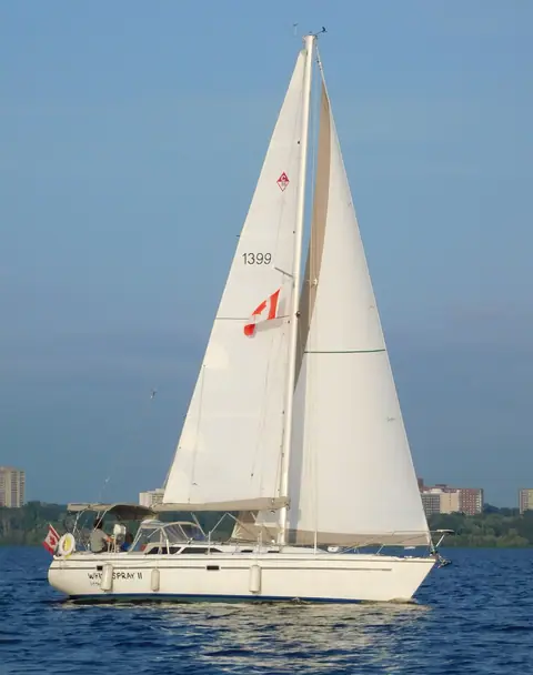 Catalina 36 Mark II White Spray II under sail