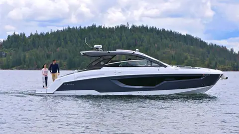 Cruisers Yachts 42 GLS