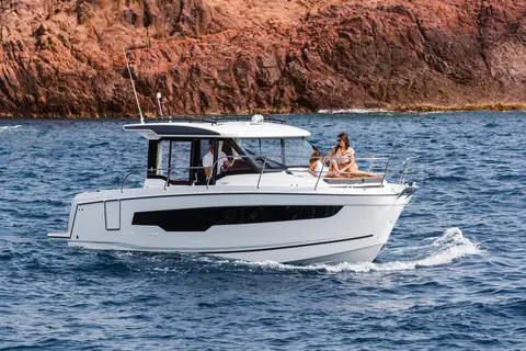 Jeanneau NC 895