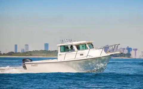 Parker 2520 XLD Sport Cabin