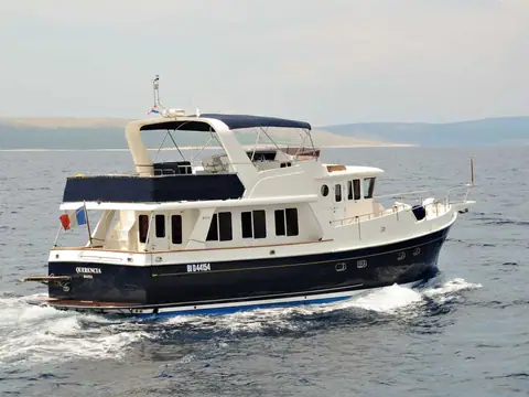 Selene 49 Classic Explorer